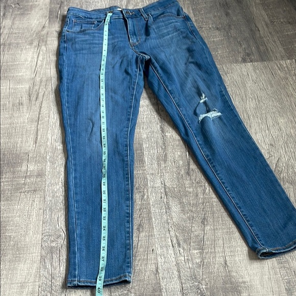 LEVIS 721 HIGH RISE SKINNY JEANS - Picture 4 of 9